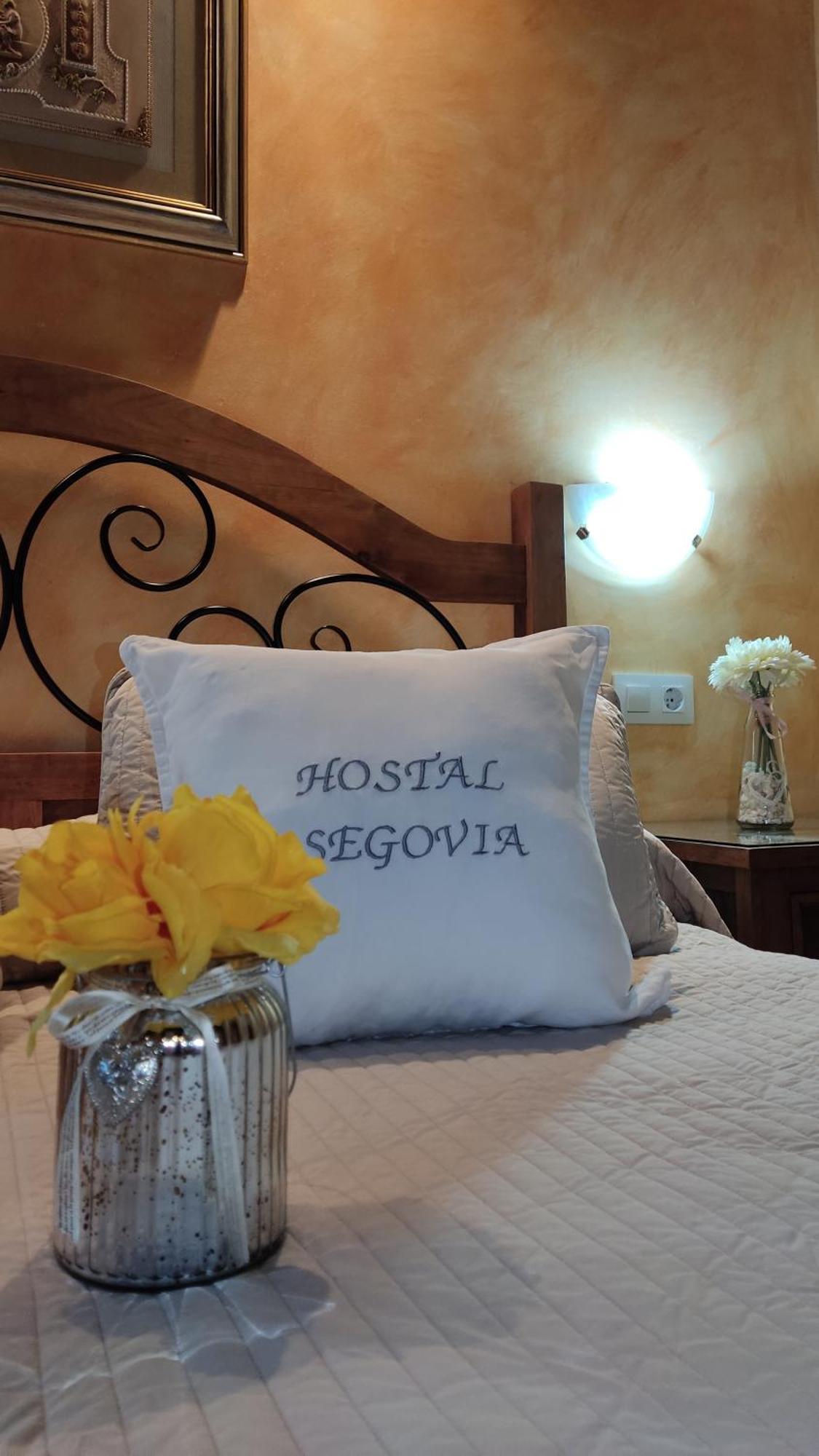 Hostal Segovia Adults Only Phòng bức ảnh