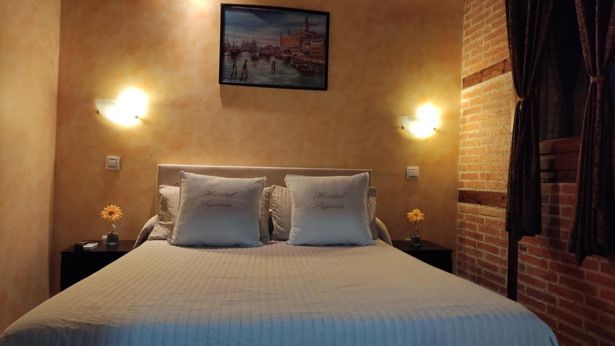 Hostal Segovia Adults Only Phòng bức ảnh